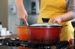 Choosing the right pans | Stainless Steel Pans