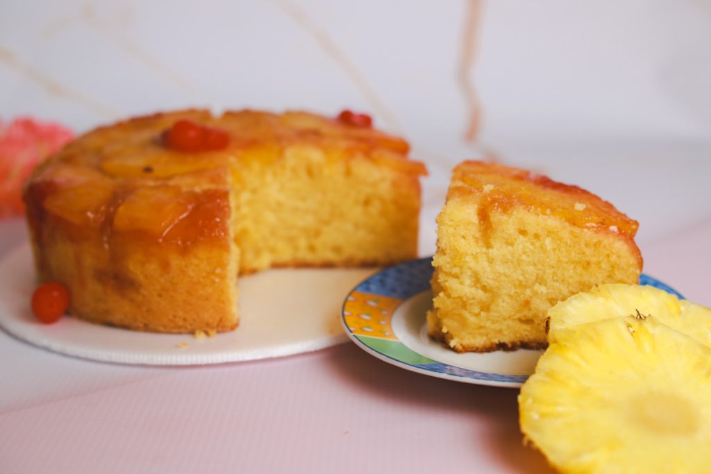 pineapple cake, desserts, cakes