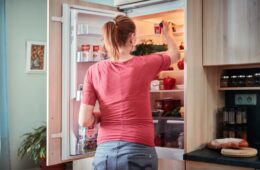 Is It Safe to Eat If the Best Before Date Is Expired? In today’s world of strict food labelling, it’s easy to get confused about expiry dates... safe to eat after the best before date has expired after the best before date has expired
