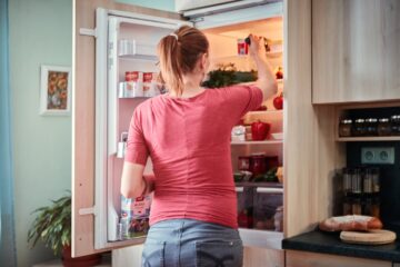 Is It Safe to Eat If the Best Before Date Is Expired? In today’s world of strict food labelling, it’s easy to get confused about expiry dates... safe to eat after the best before date has expired after the best before date has expired